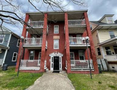 Main picture of 306 W 35th St
