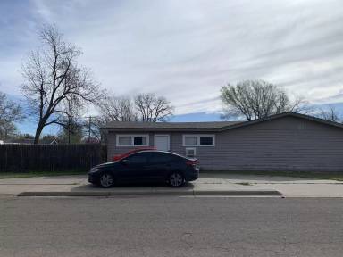 Main picture of 4212 46th St