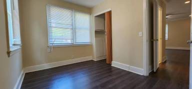Main picture of 75 Rose Dr