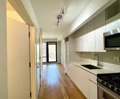 Main picture of 48 E 132nd St