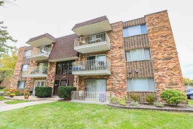 Main picture of 7330 Sandalwood Dr