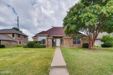 Main picture of 513 N Gaston Dr