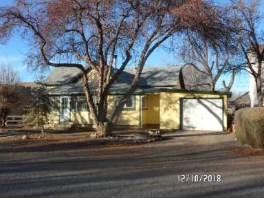 Main picture of 439 S 6th St
