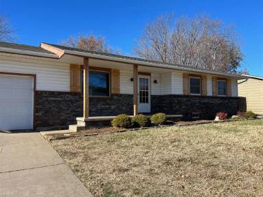 Main picture of 4235 N Stratford Ln