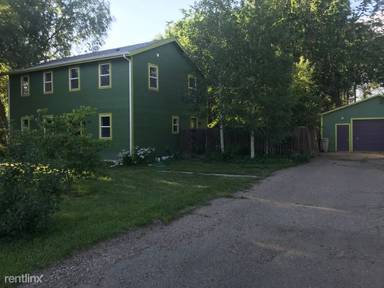 Main picture of 334 W Willox Ln
