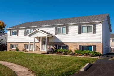 Main picture of 302 Barberry Ct