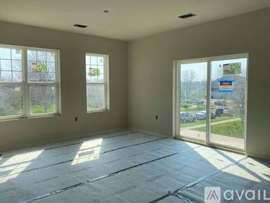 Main picture of 841 N Main St
