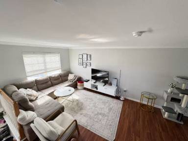 Main picture of 1 N Sherman Dr