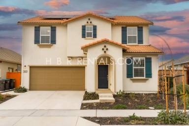 Main picture of 965 Pipit St