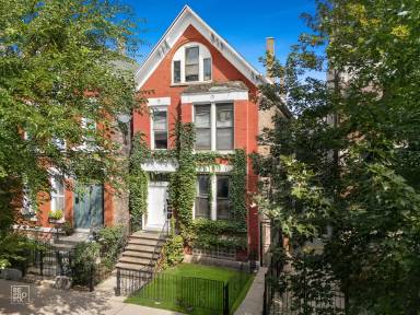 Main picture of 835 N Paulina St