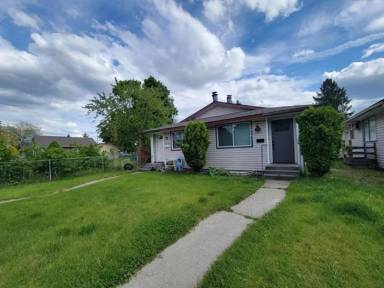 Main picture of 1016 E Sanson Ave