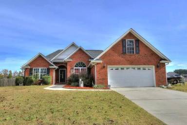 Main picture of 3055 Kaempfer Cir