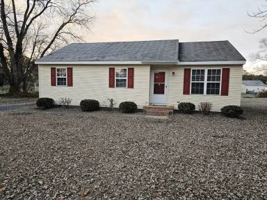 Main picture of 230 Maple Way