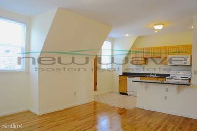 Main picture of 1404 Beacon St