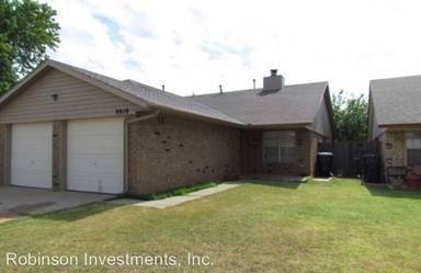 Main picture of 9900 Larkspur Ln