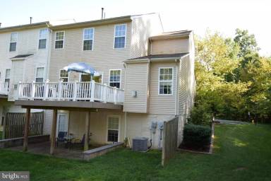 Main picture of 110 Palmer Ct