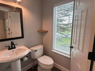 Main picture of 16014 Seville Cir