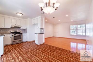 Main picture of 3059 S Adrienne Dr