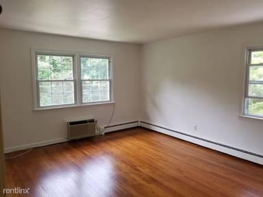 Main picture of 203 Old Allamuchy Rd