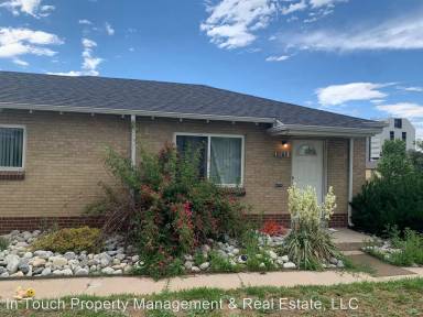 Main picture of 3271 Pontiac St