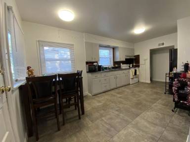 Main picture of 462 S 7th St
