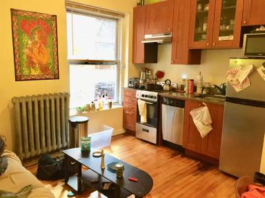 Main picture of 463 Park Dr