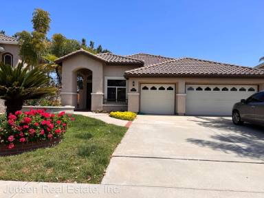Main picture of 897 Windridge Cir