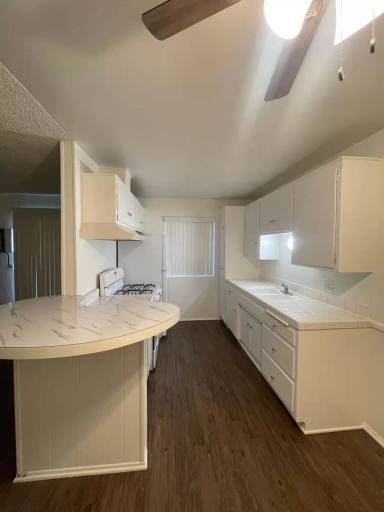 Main picture of 35 Esperanza Ave