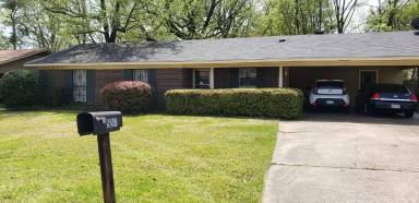 Main picture of 5219 Queen Eleanor Ln