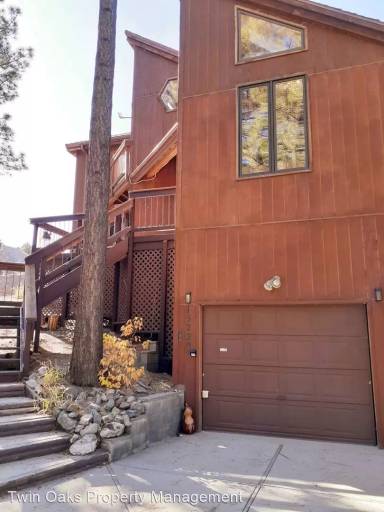 Main picture of 15220 Chestnut Dr