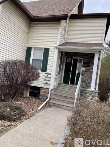 Main picture of 540 New York St