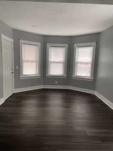 Main picture of 76 Wallace St