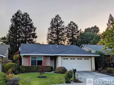 Main picture of 470 Santander Dr