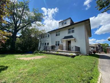 Main picture of 1935 Indianola Ave