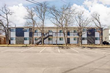 Main picture of 704 Yegua St