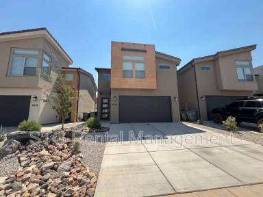 Main picture of 4216 E Strider Ln