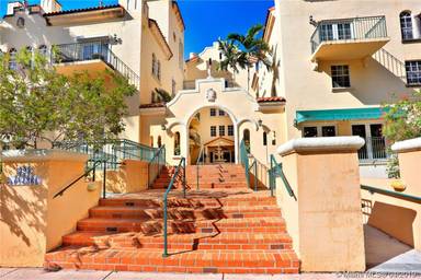 Main picture of The Gallery Plaza Condo