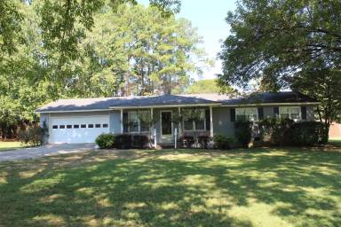 Main picture of 417 Meadow View Dr SE