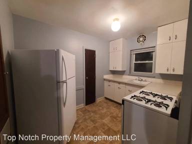 Main picture of 924 State St