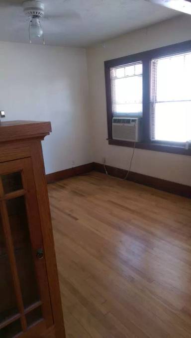 Main picture of 1020 N 41st St