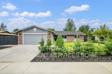 Main picture of 11156 W Gunsmoke St