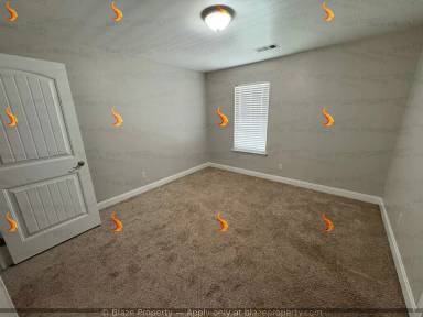 Main picture of 7901 Knoxville Dr