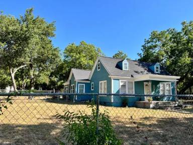 Main picture of 1400 N 23rd St