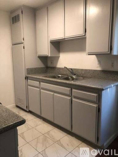 Main picture of 374 N Avenue 57