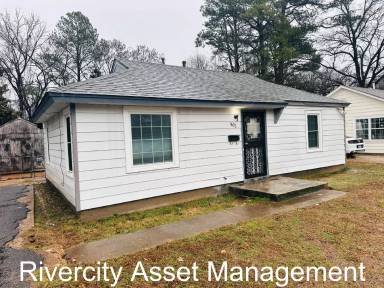 Main picture of 1696 Russwood Rd