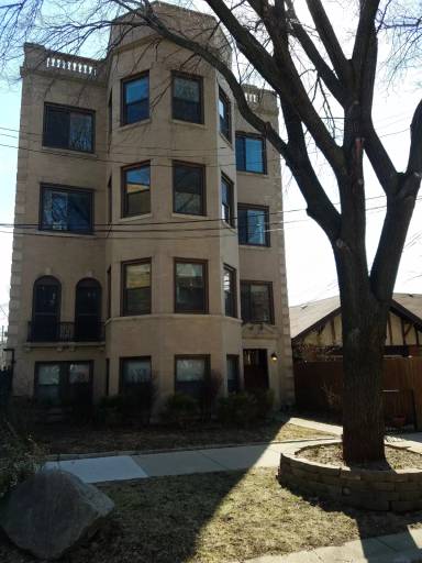 Main picture of 2717 W Argyle St