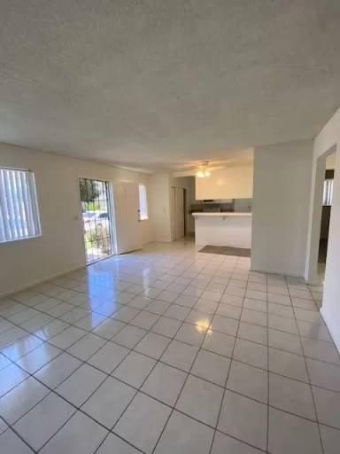 Main picture of 2600 Anchor Ave