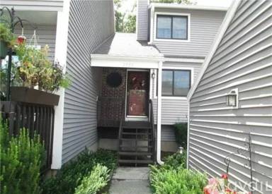 Main picture of 2503 Mill Pond Dr