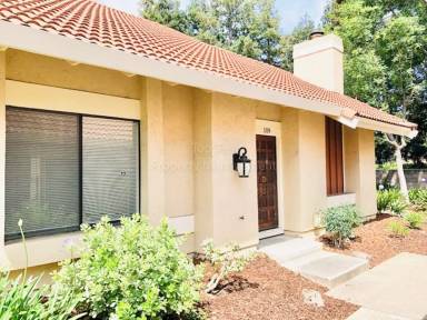 Main picture of 123 Northcreek Cir