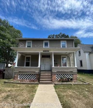 Main picture of 1307 N Roosevelt Ave